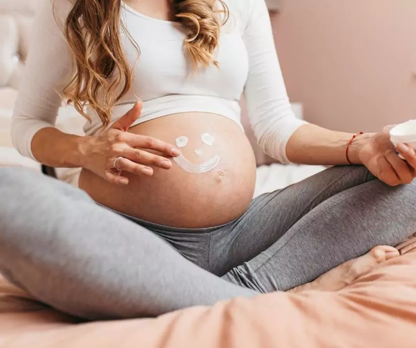 Nawilżanie skóry w 5. miesiącu ciąży - blog helloskarbie.pl