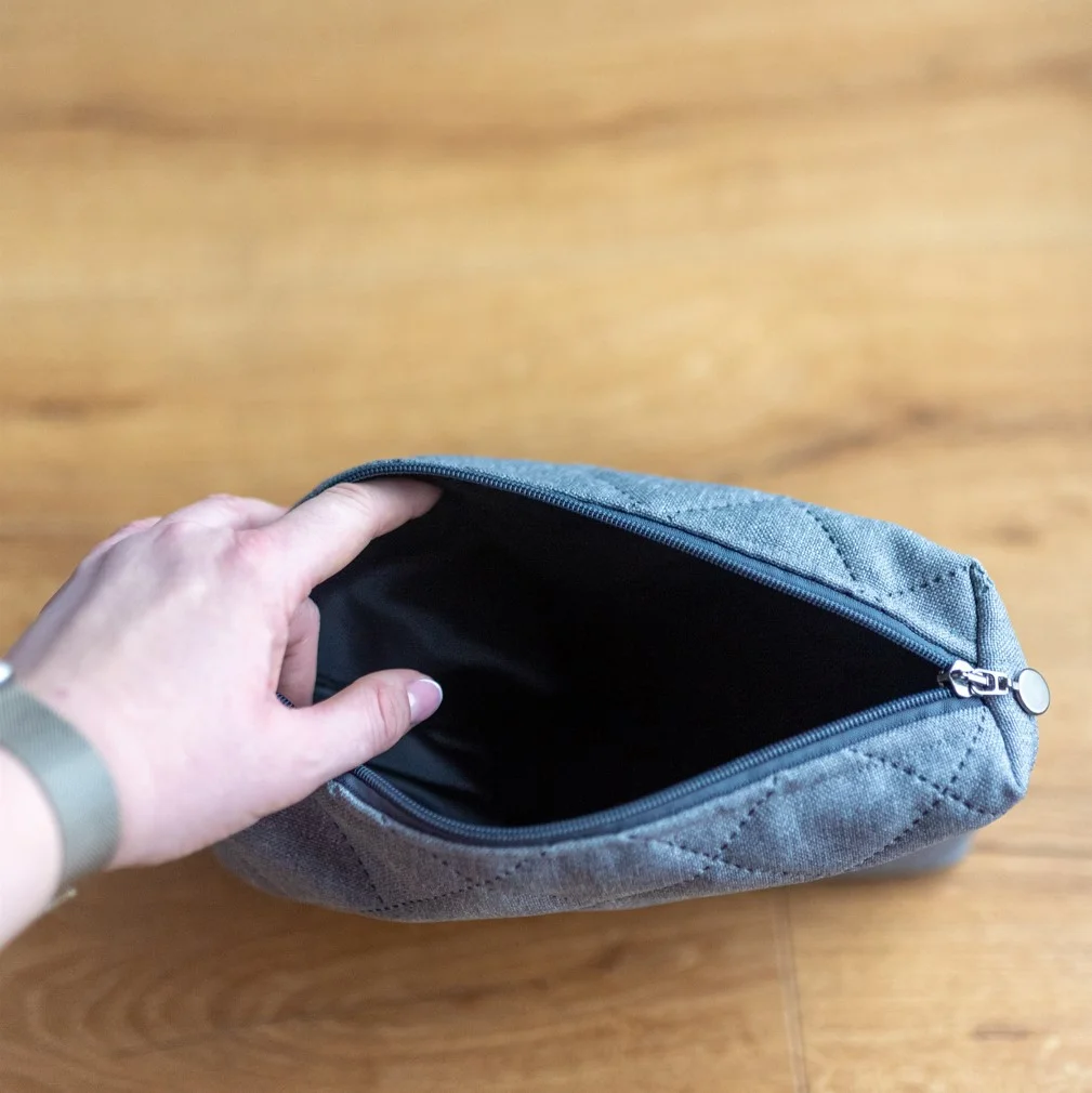 Kosmetyczka do szpitala szara dla mam dziecka poród wyprawka