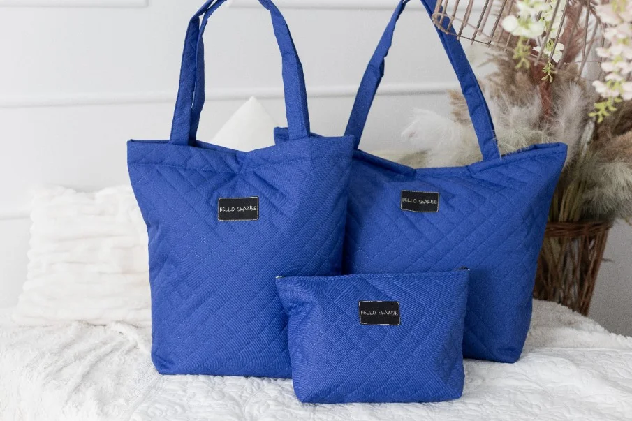 Kosmetyczka do szpitala dla mamy - Hello Skarbie (niebieska)